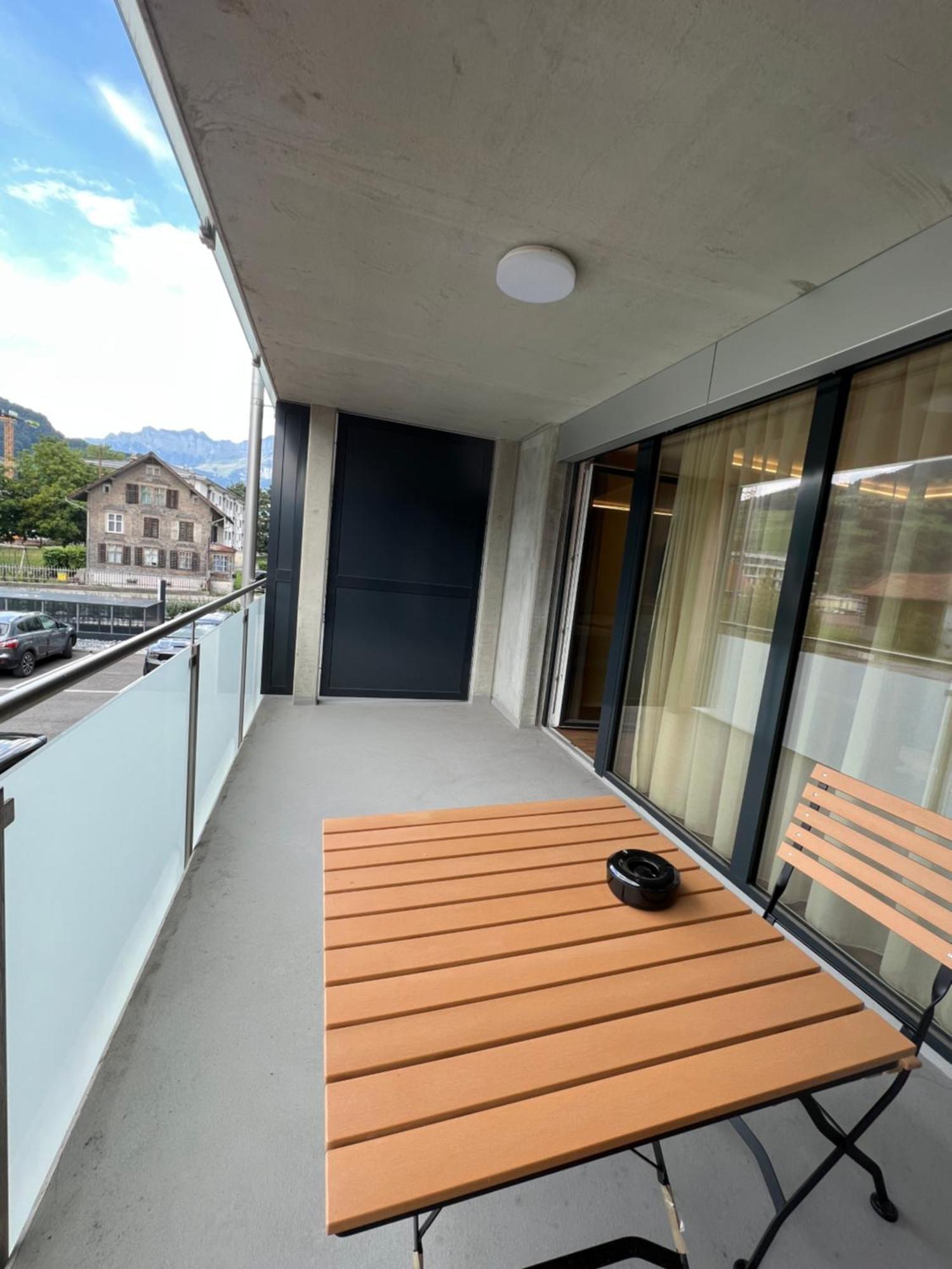 Waz Wohnen Auf Zeit - Flums Exterior foto